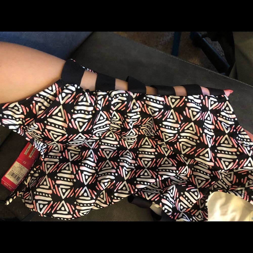 Blk/wht/pnk tribal cut out spaghetti strap swim
